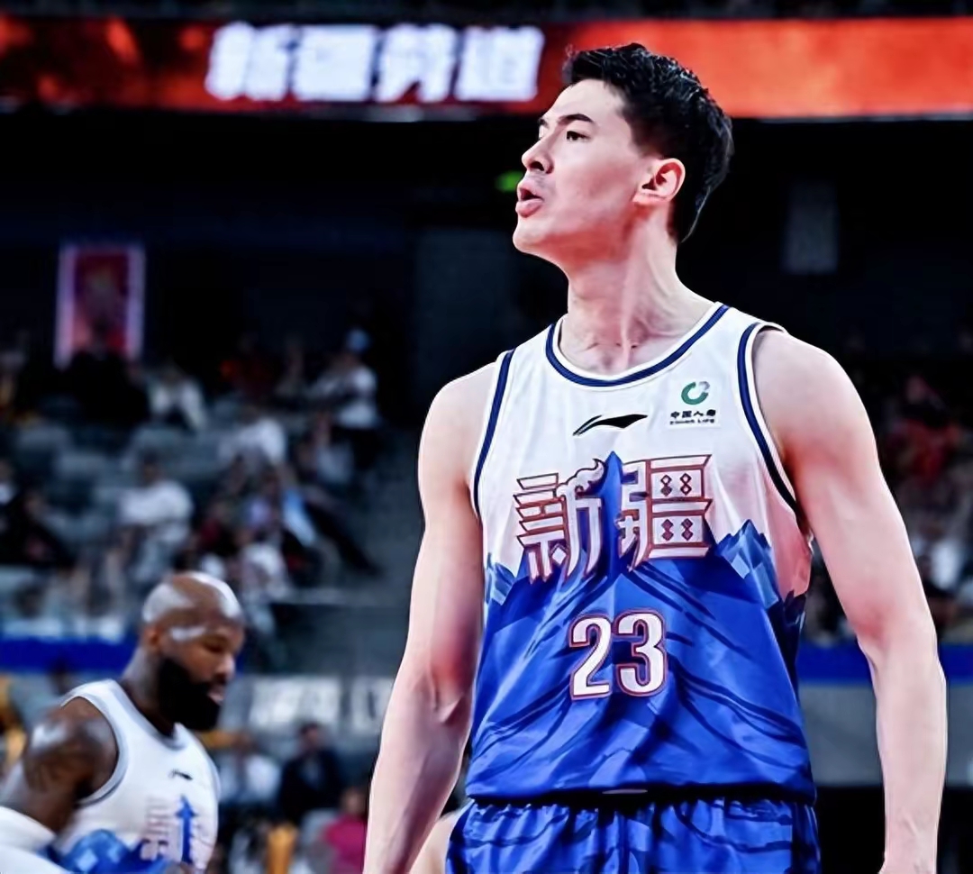 包含CBA季后赛赛前再迎强敌,新疆广汇状态回暖,主帅态度——震撼外界,训练强度明显提升的词条爱游戏线上登录