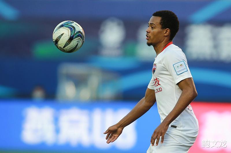 关于赛前勒沃库森备战中超，调整名单细节曝光，质疑声仍在，临场指挥获称赞的信息爱游戏真人娱乐