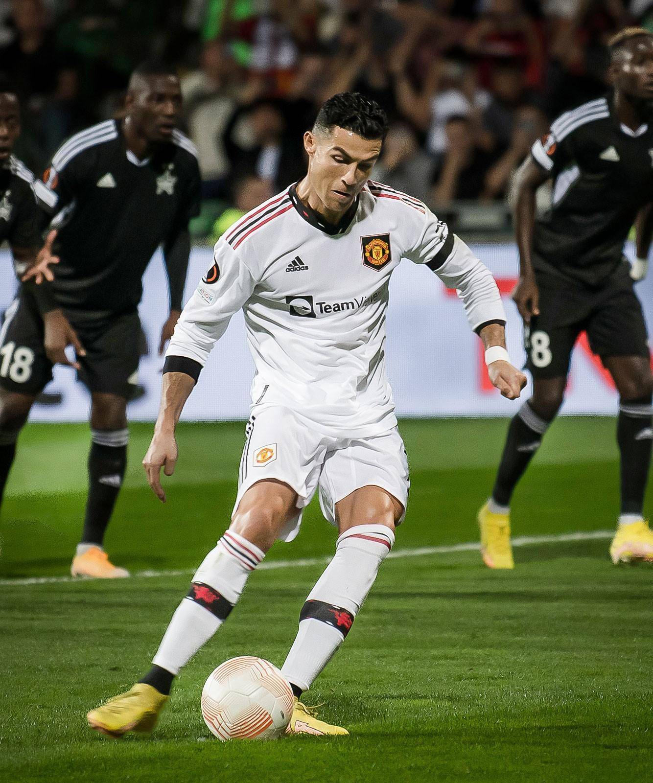 本菲卡战术微调备战足总杯马赛围绕欧超杯更衣室发声，费德勒在曼联比赛中出色防守瞬间刷屏(墨尔本城vs波斯光荣)AYX中国官网